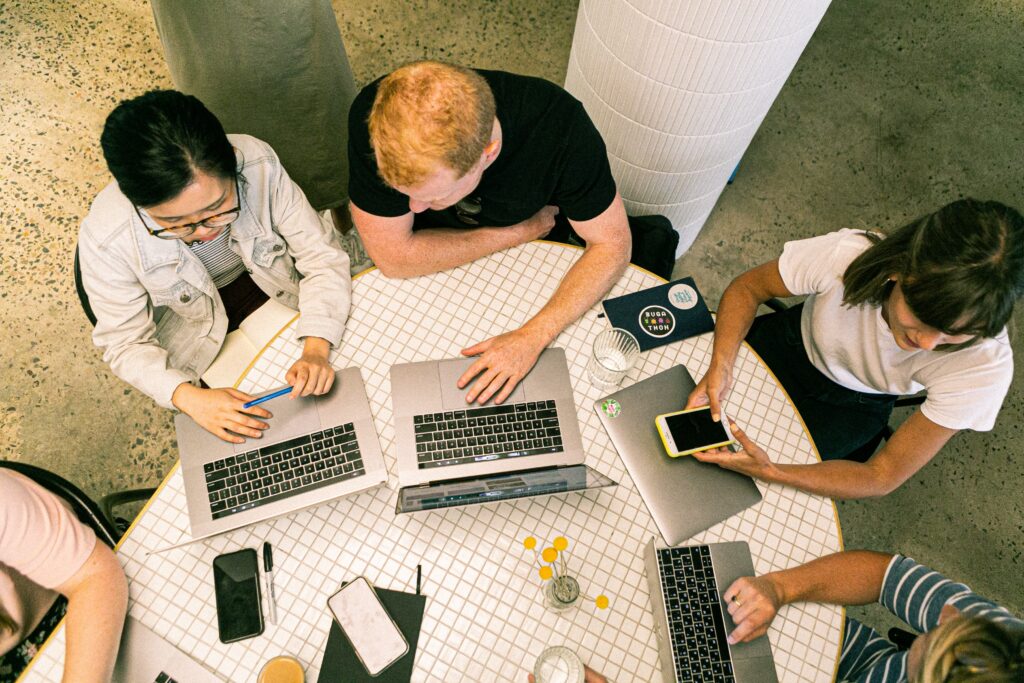 9 Benefit Social Listening Methodology untuk Kesuksesan Bisnis 2023