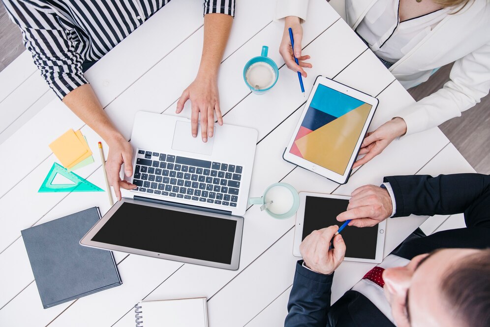 Tips Memilih Layanan OOH Advertising Terbaik