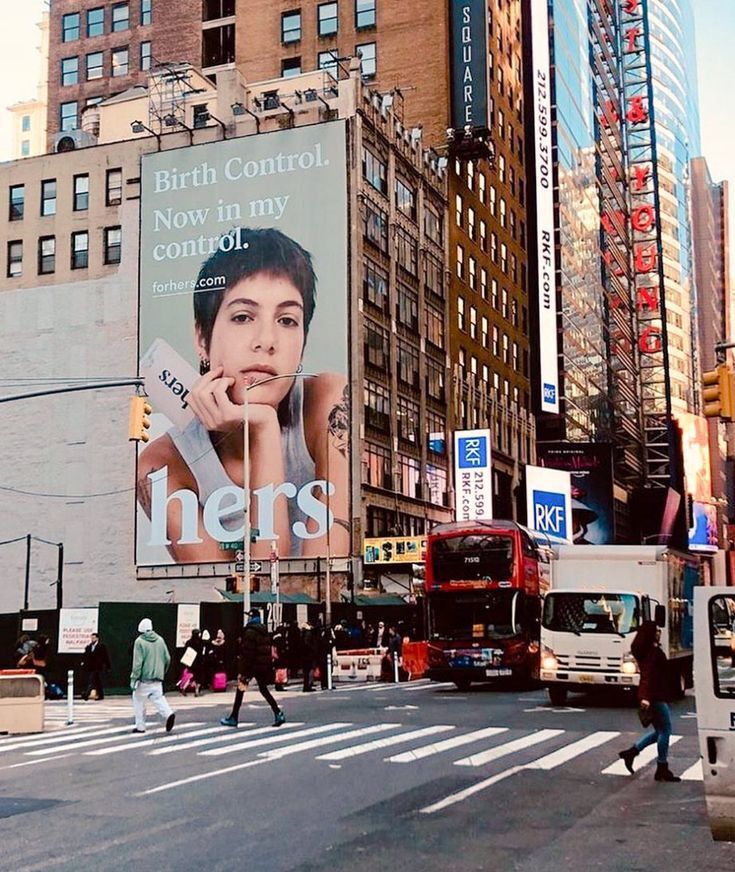 5 Perbedaan Baliho dan Billboard Iklan, Mana yang Tepat Untuk Campaign Bisnis Anda?